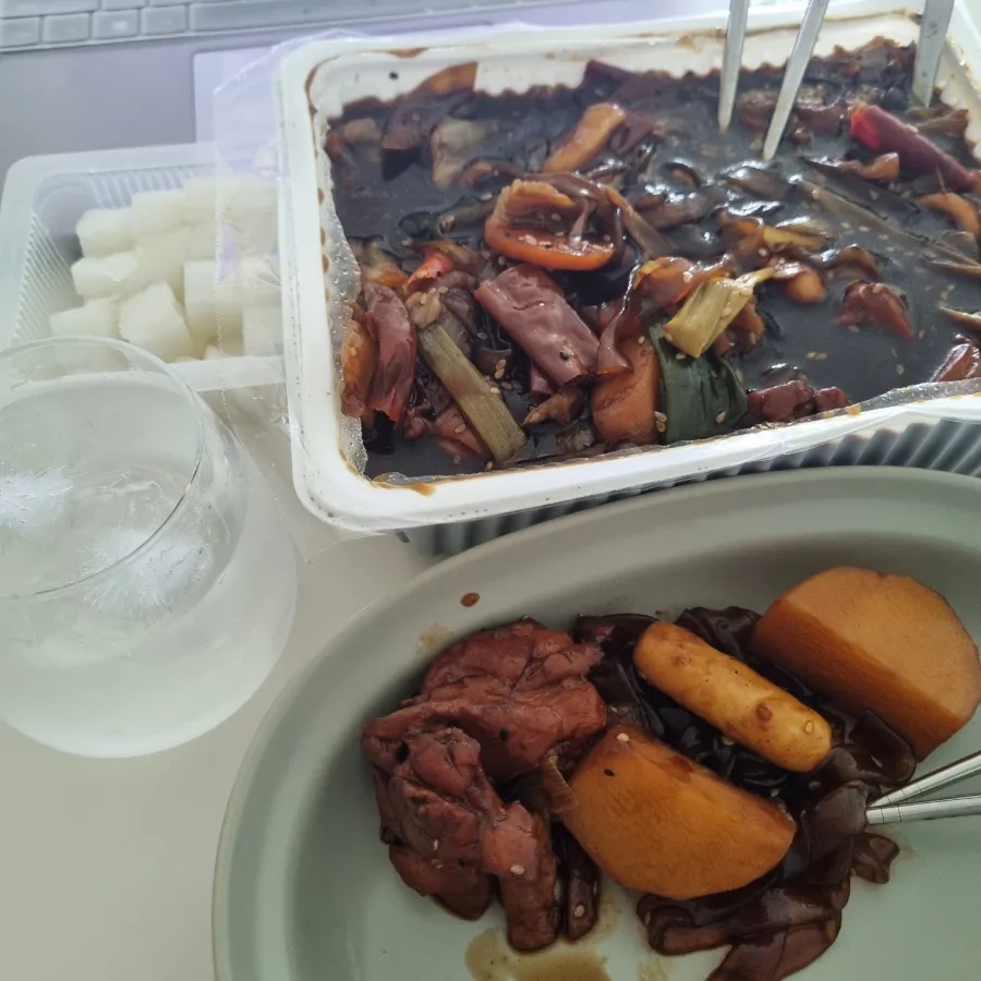 안동네찜닭 이미지