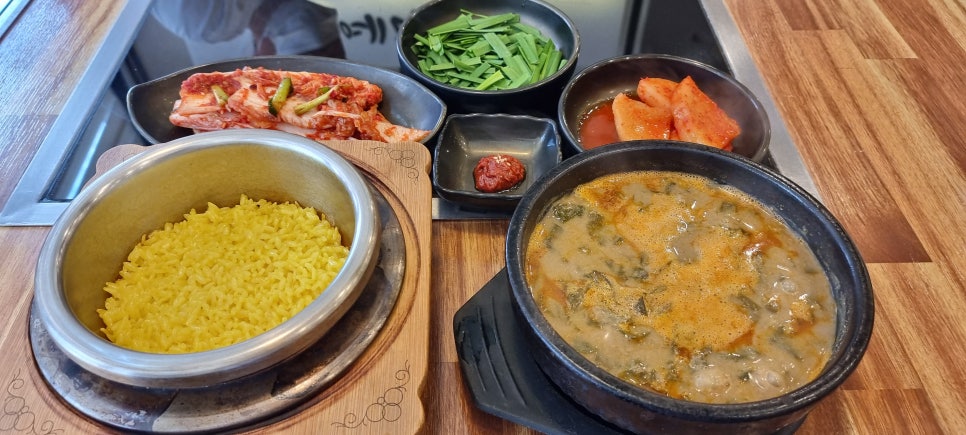 맷돌가마솥추어탕 이미지