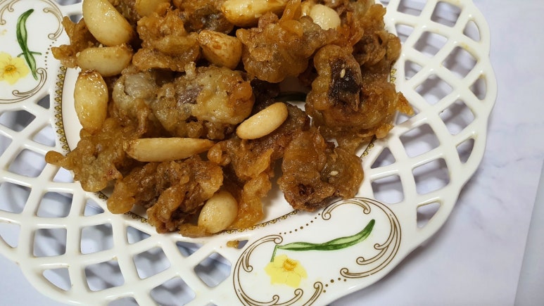팔경마늘통닭 이미지
