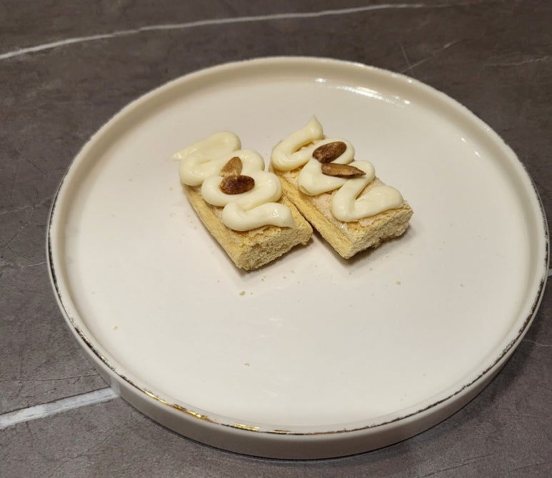 코이다이닝(KOI DINING) 이미지