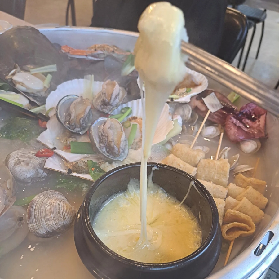 해물왕창손칼국수조개전골 이미지