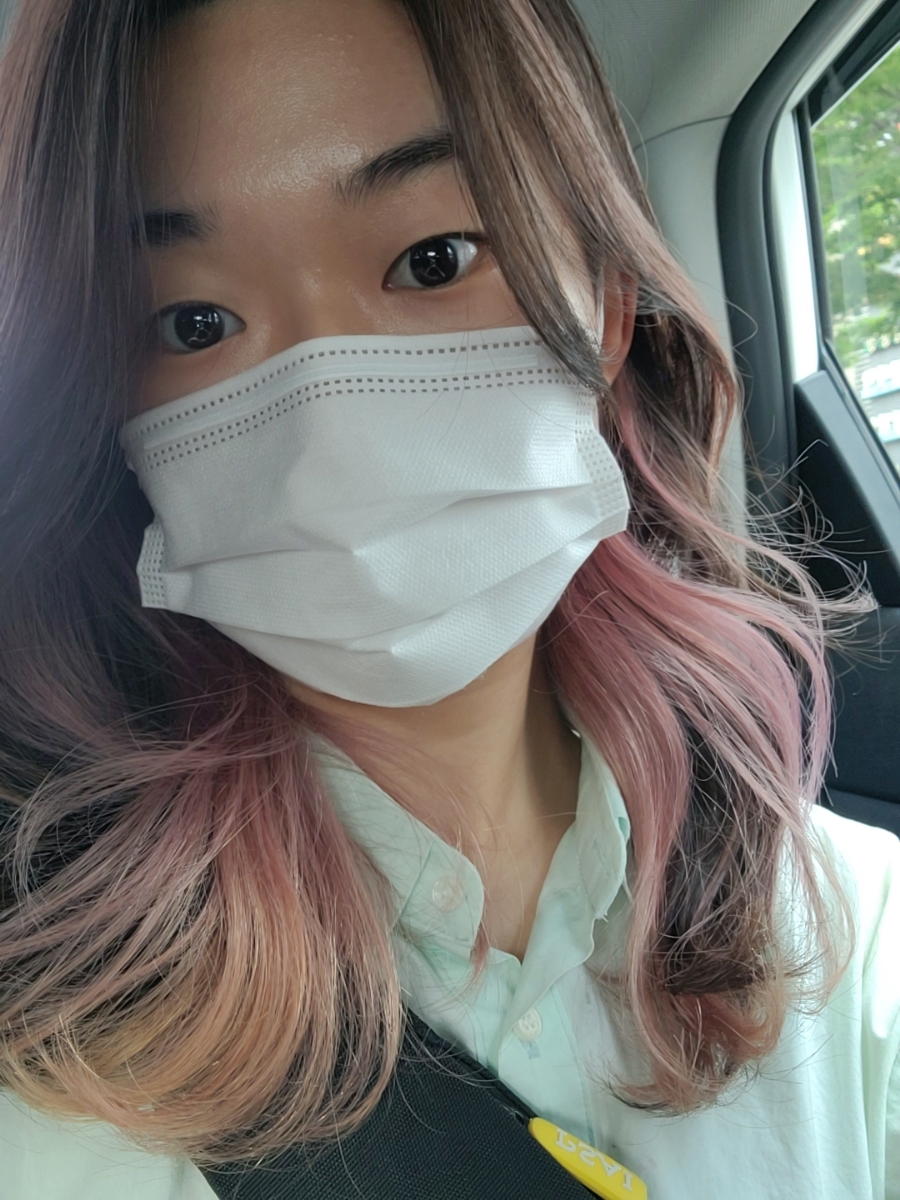 살롱더퍼스트 이미지
