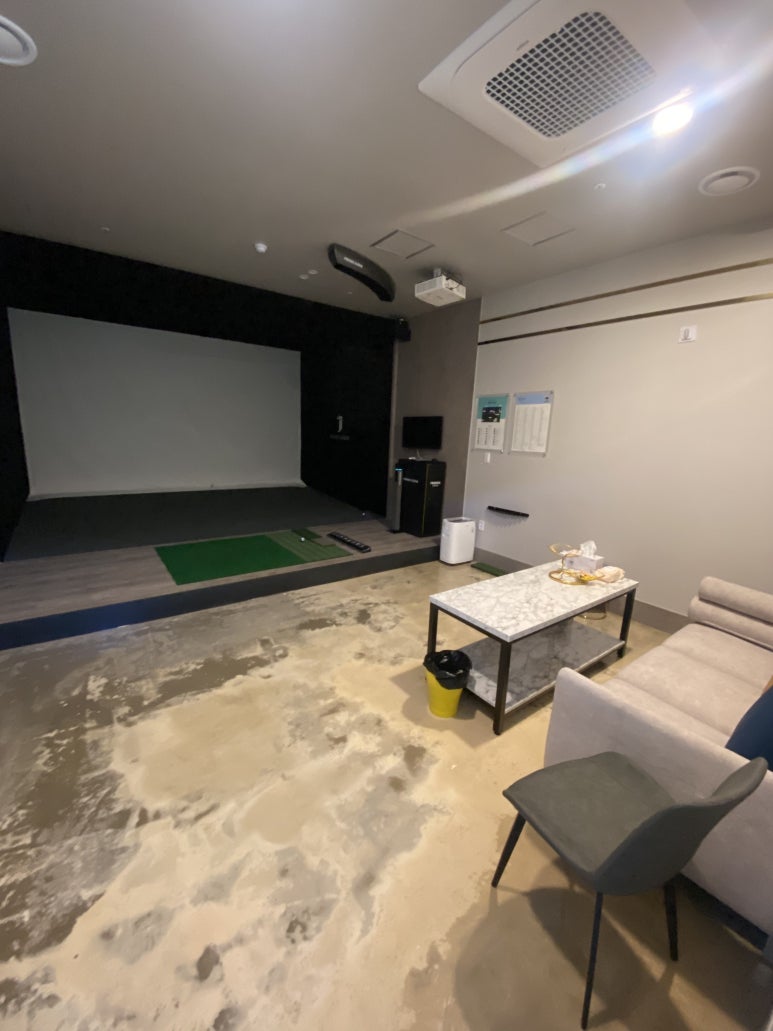 프렌즈스크린제이제이골프 이미지