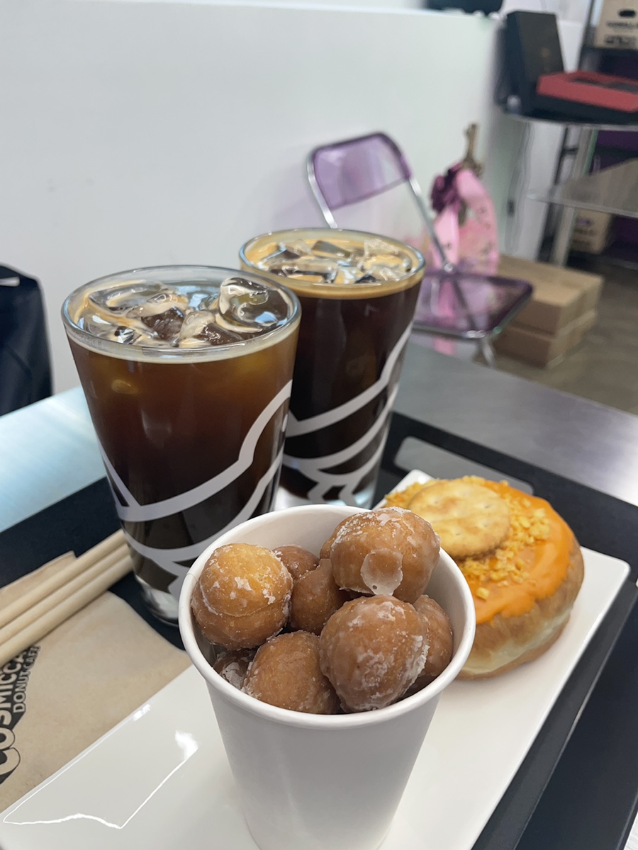 코스믹캣도넛 이미지