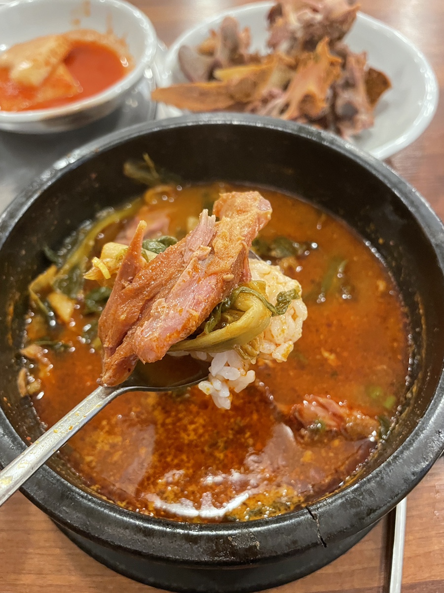 풍성진감자탕 이미지