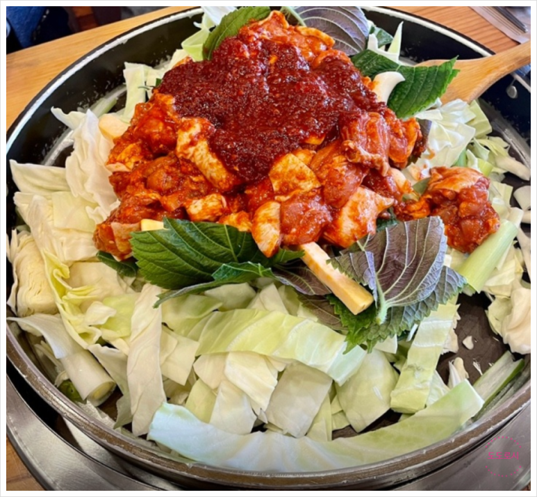 춘천명물닭갈비 이미지