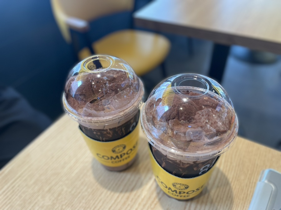 컴포즈커피 안양관양시장점 이미지