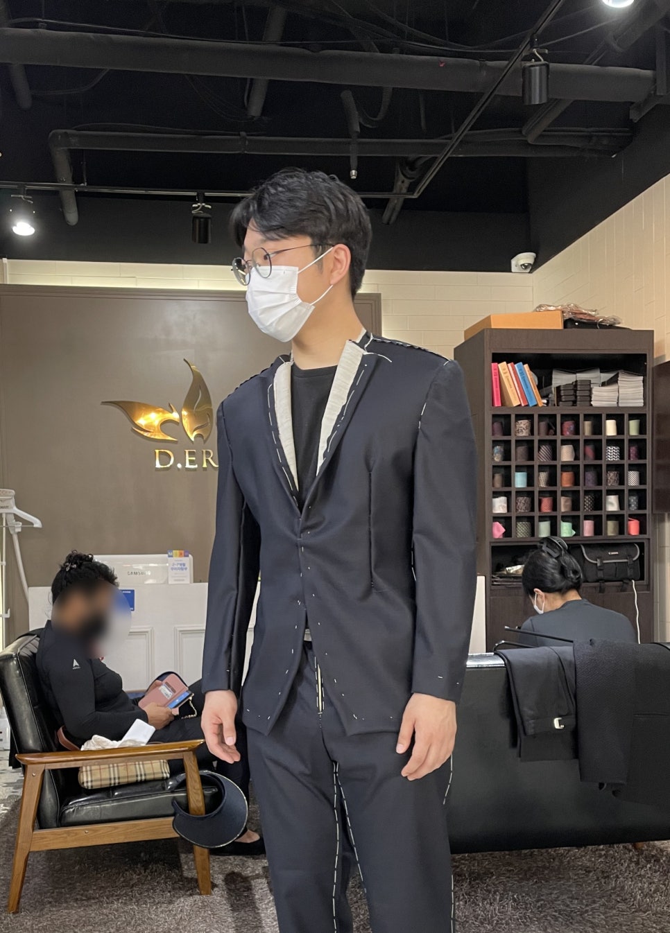 로가디스우현 이미지