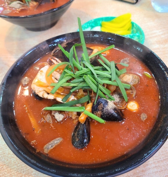 열라용 짬뽕 이미지