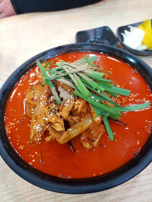 열라용 짬뽕 이미지