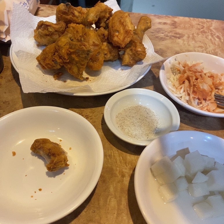 25시 호프 치킨 이미지