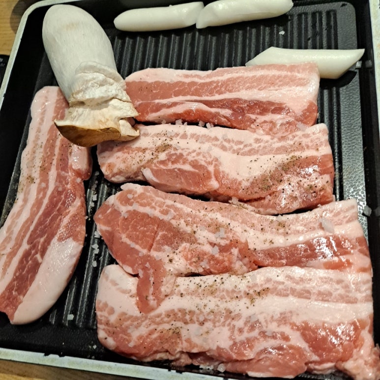 횡성한우, 생삼겹살 이미지