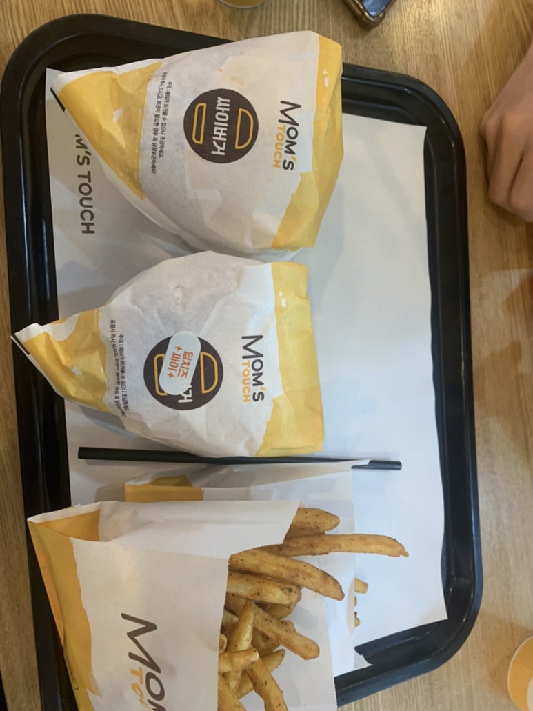 맘스터치강대 이미지