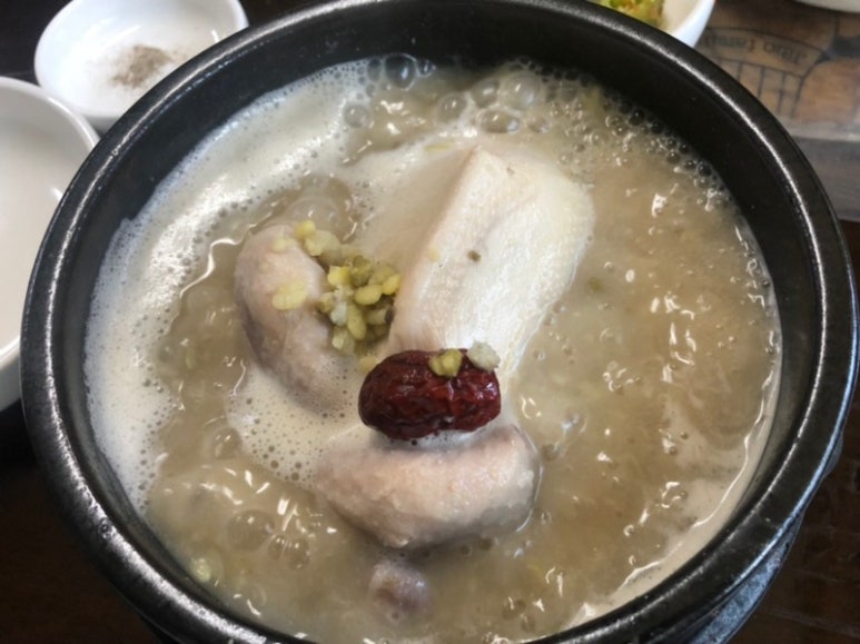 지호한방삼계탕 이미지