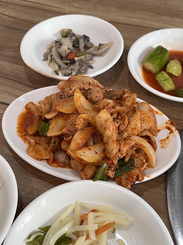 울엄마 김치찌개 이미지