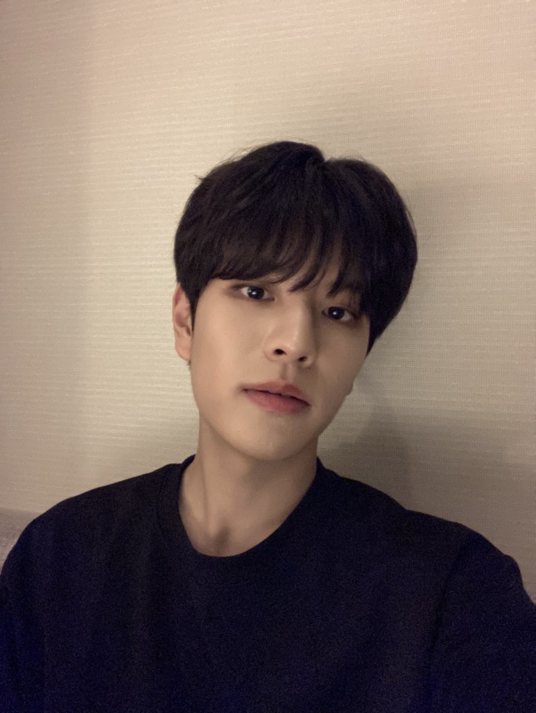 위크스테이 이미지