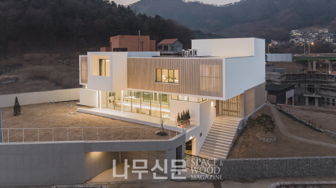 우드테크 이미지