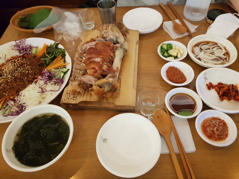 방천가족족발 이미지