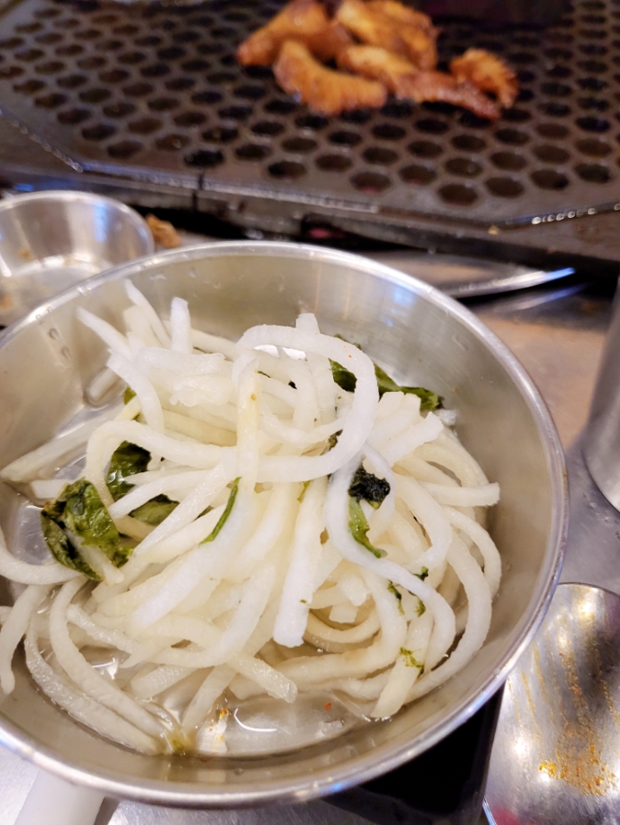 청춘껍데기 이미지