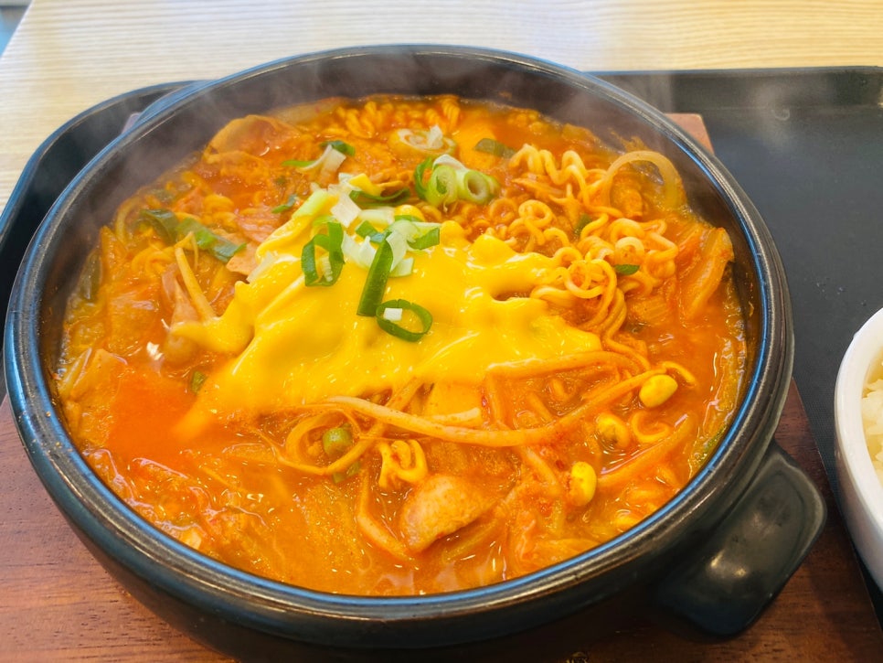 얌샘김밥 안산선부점 이미지