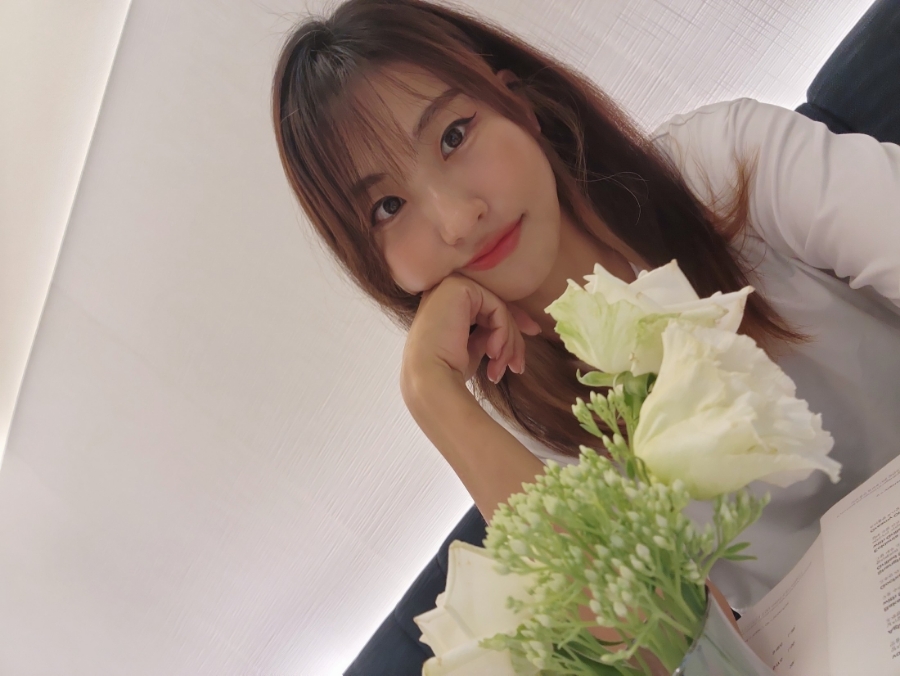 꼬까손네일 이미지