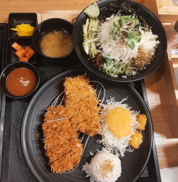 윤카츠 이미지