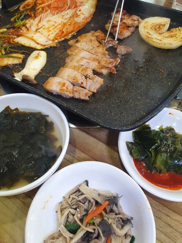 제주통돼지마을 이미지