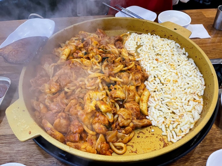 호반다방 이미지