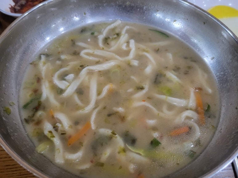 고향만두칼국수 이미지