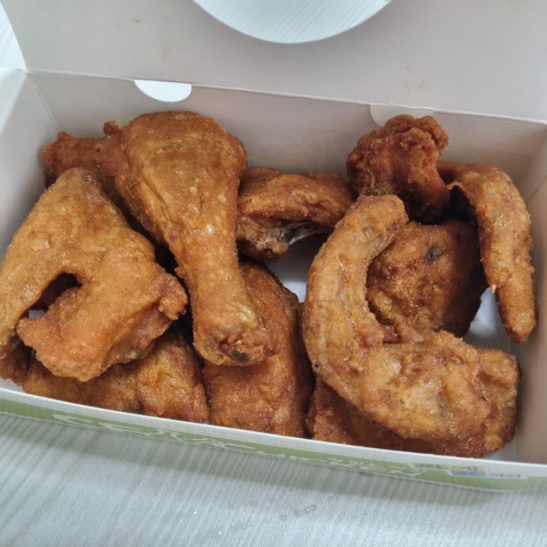 씨에프바베큐치킨 이미지