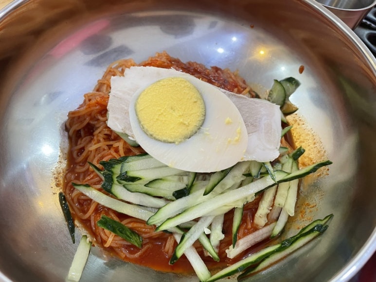 백가밀면 이미지