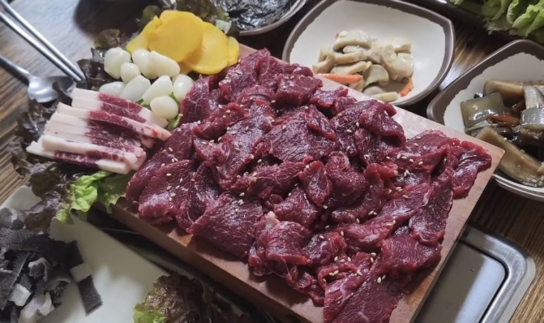천마리만마리산내들축산 이미지