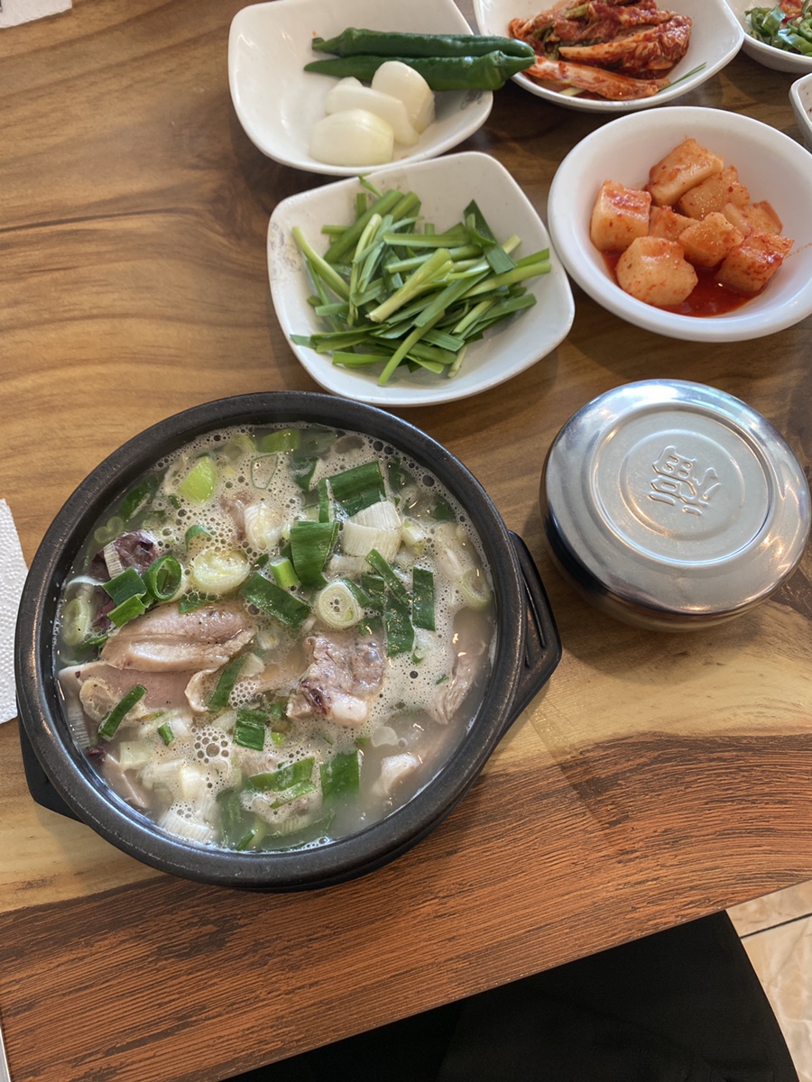 육회 밤바다 이미지