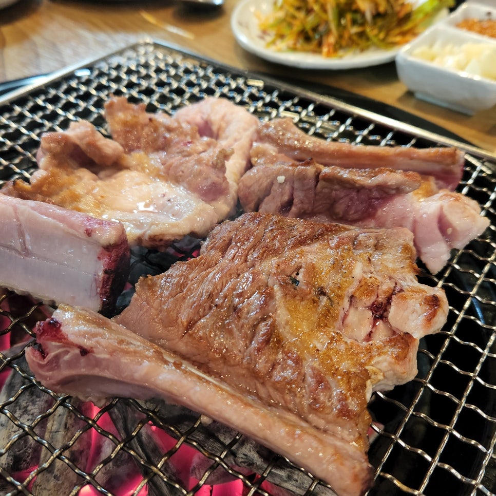 늘봄생돼지갈비 이미지