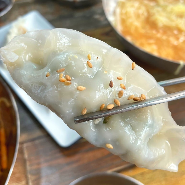 둥지밀면 이미지