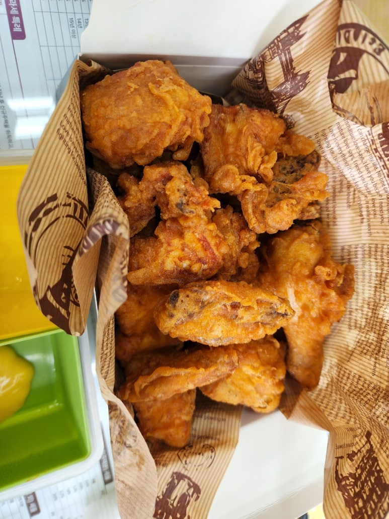냠냠숯불두마리치킨 봉천점 이미지