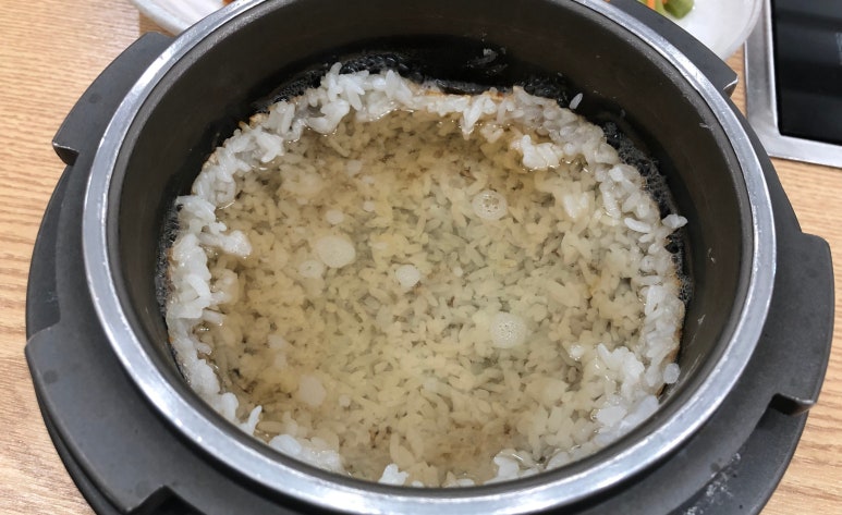 은우네생고기김치찌개 이미지