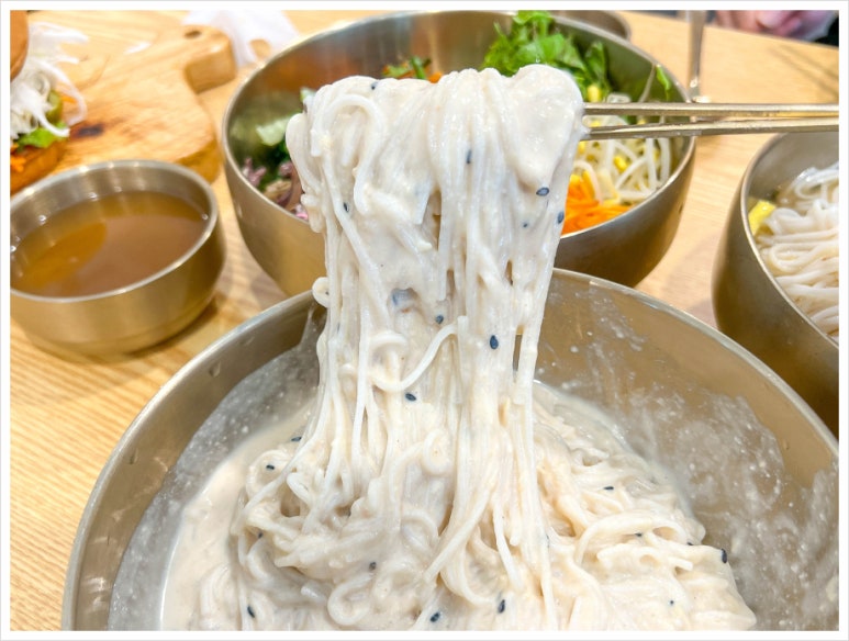옛보리밥손칼국수 이미지