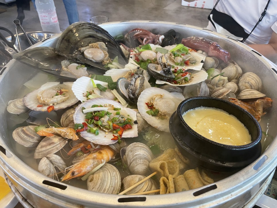 해물왕창손칼국수조개전골 이미지