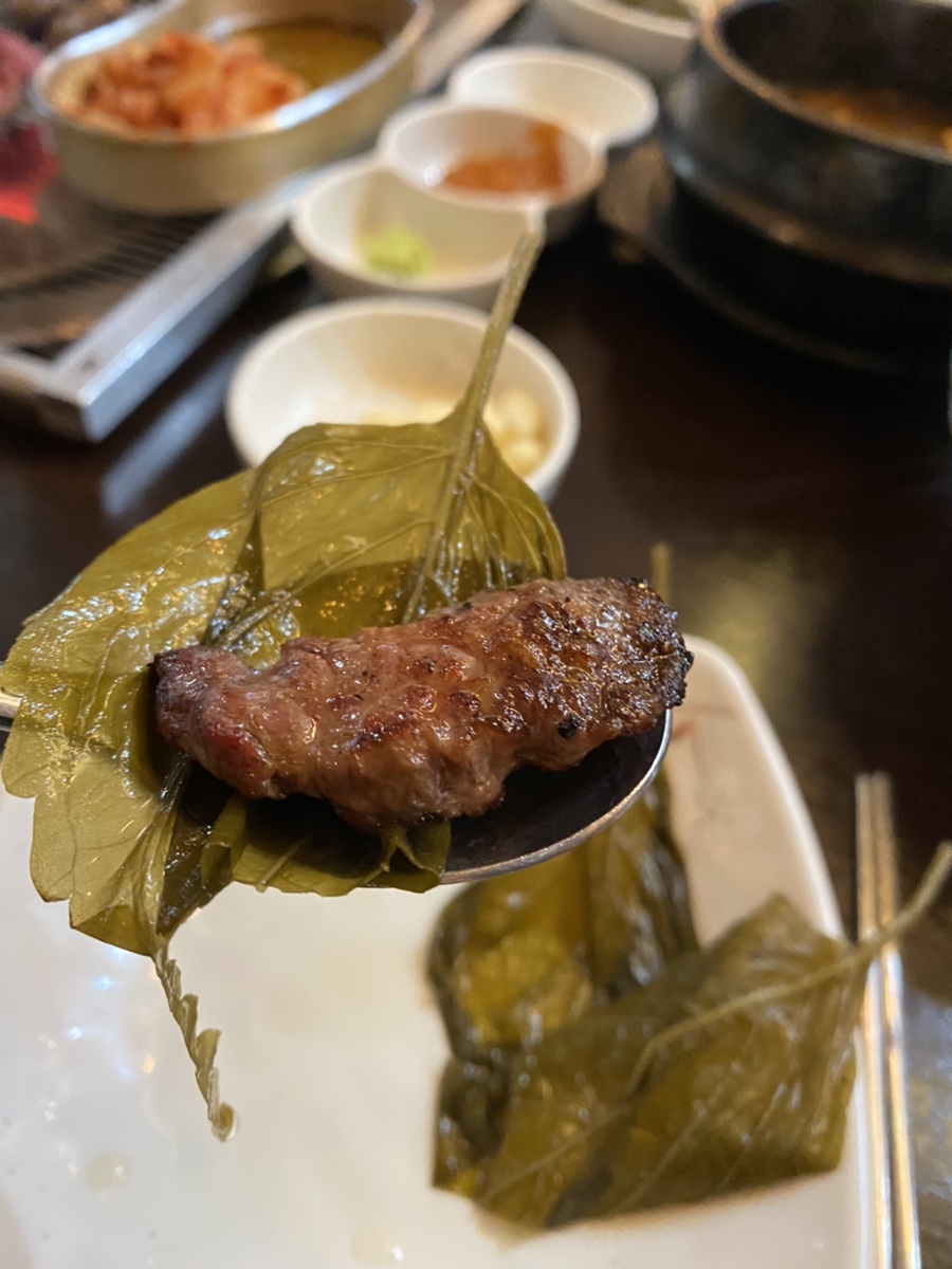 육화숯불생고기 이미지