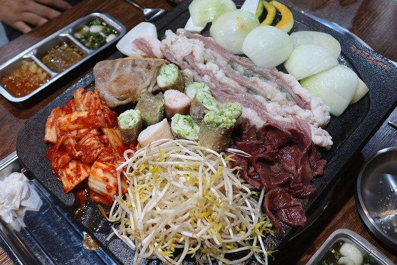 청춘한우곱창 이미지