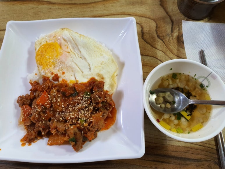 흥전분식 이미지