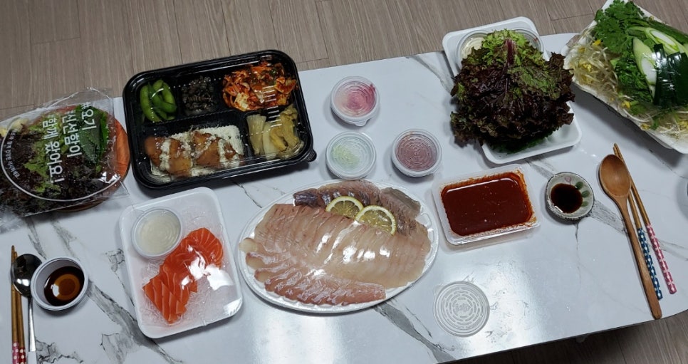 파닥파닥회참치 이미지