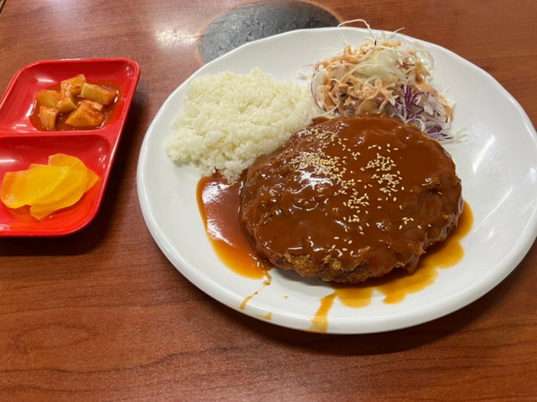 석이네닭칼국수 이미지