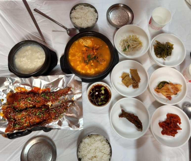 일출식당 이미지