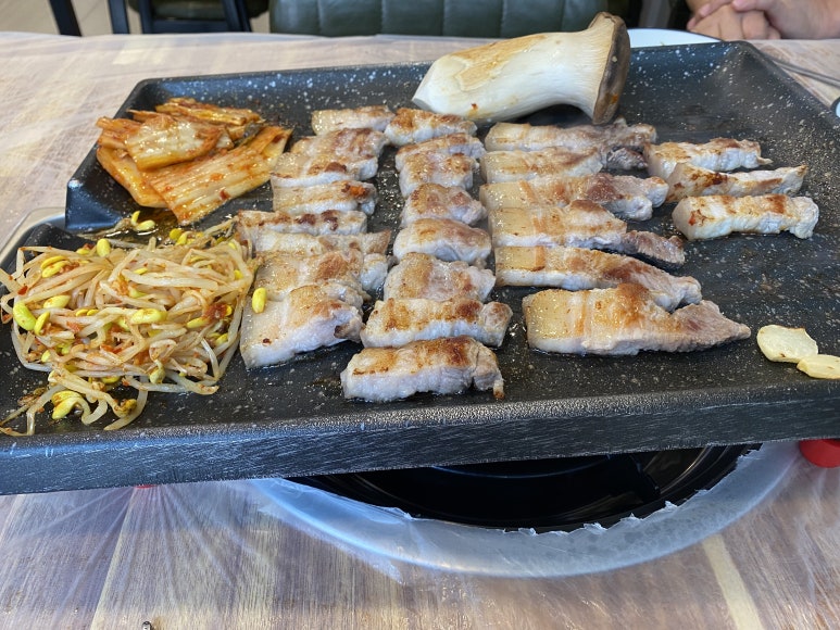 홍콩삼겹살식당 이미지