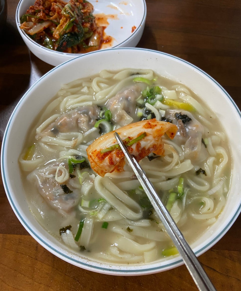 소문난 사골 손 칼국수 이미지