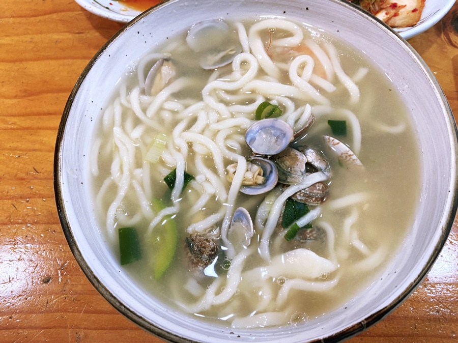 다래목해물손칼국수 이미지