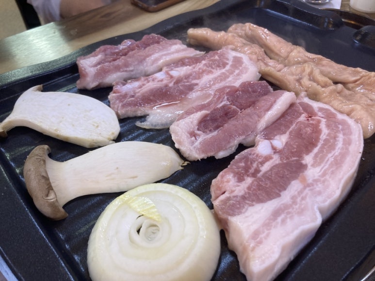꿀꿀이네생삼겹살 이미지