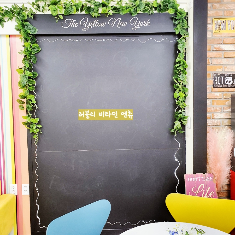 옐로우문 스튜디오 이미지